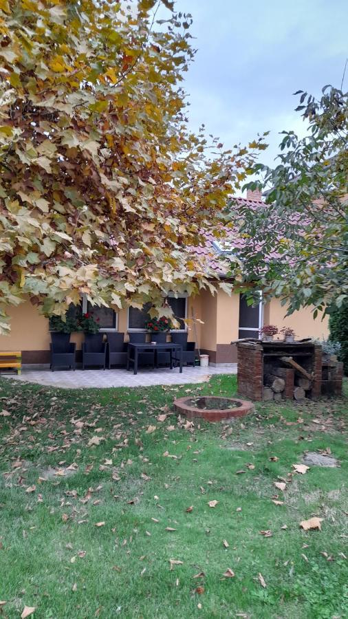 Ferienwohnung Szahara Vendeghaz Kerekegyháza Exterior foto